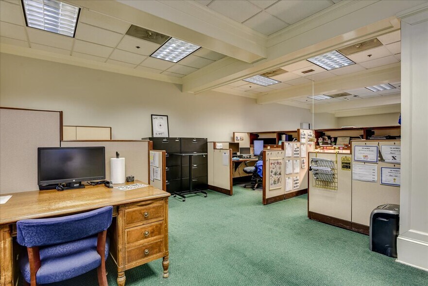 More Photos Of 624 Ellis St, Augusta Office For Sale