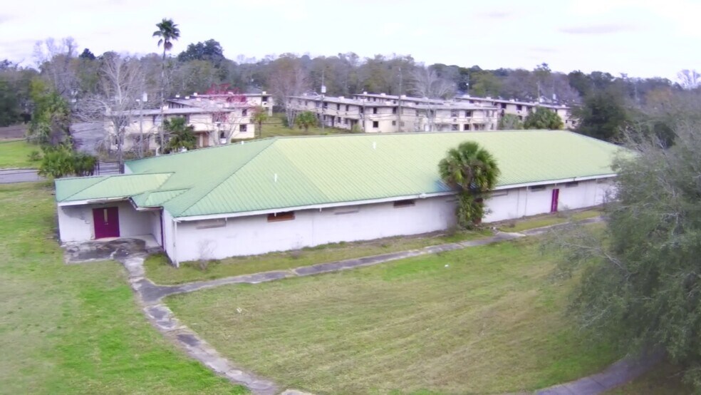 More Photos Of 2335 N Davis St, Jacksonville Religious Facility For Sale