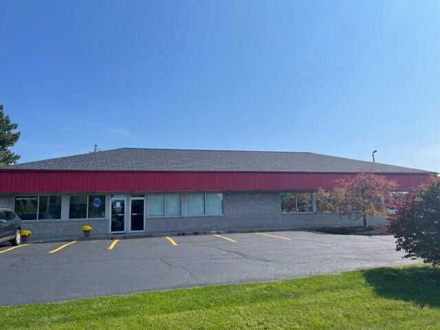 More Photos Of 360 E Grand Blanc Rd, Grand Blanc Office For Lease
