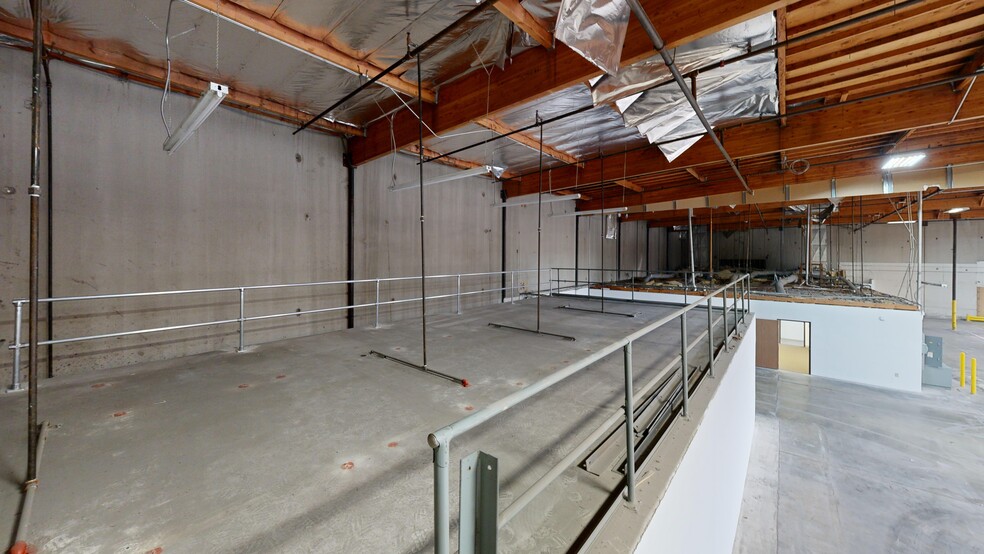 More Photos Of 8450 Belvedere Ave, Sacramento Warehouse For Lease