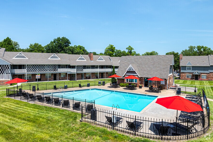 More Photos Of 4128-4154 SW 6th Ave, Topeka Apartments For Sale