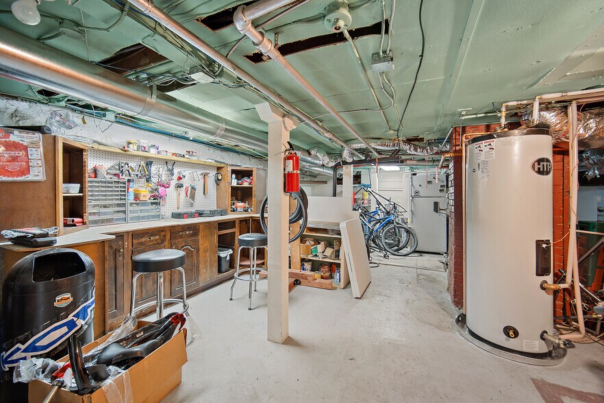 More Photos Of 1501 W Colorado Ave, Colorado Springs Storefront Retail Residential For Sale