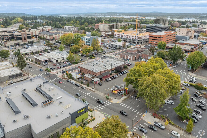 More Photos Of 1400 Main St, Vancouver Storefront For Lease