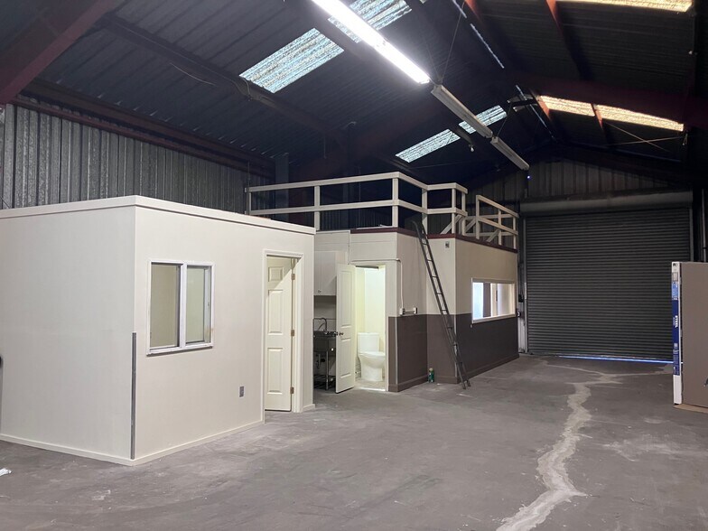 Primary Photo Of 22 Loomis St, San Francisco Warehouse For Lease