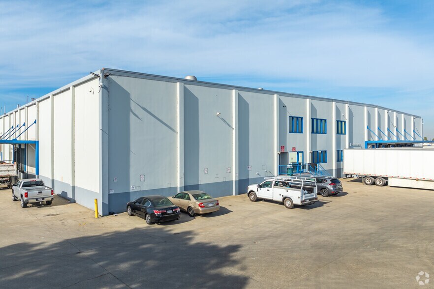 Primary Photo Of 1111 Navy Dr, Stockton Manufacturing For Lease