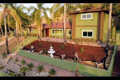 More Photos Of 470 E Crescent Ave, Redlands Specialty For Sale