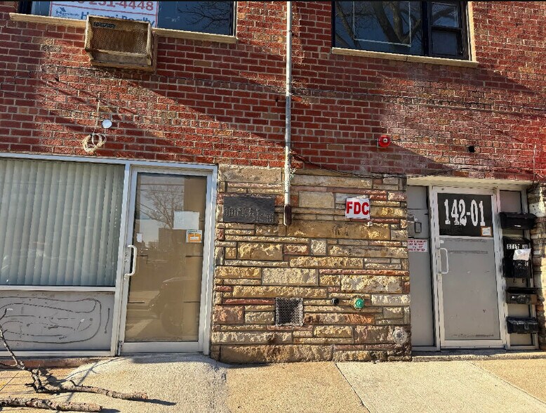 More Photos Of 14201 37th Ave, Flushing Medical For Lease