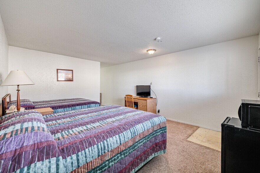 More Photos Of 1728 Pulliam St, San Angelo Apartments For Sale