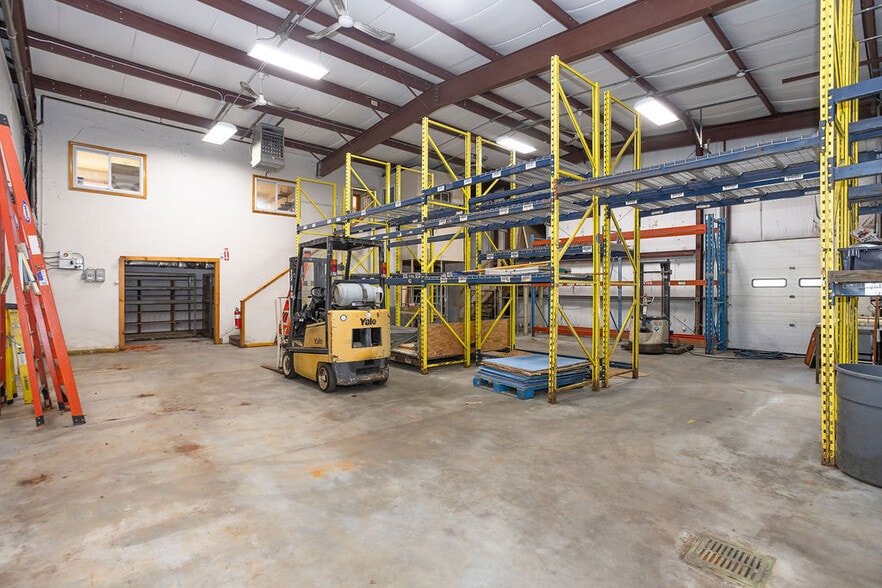 More Photos Of 1079 Aquidneck Ave, Middletown Industrial For Sale