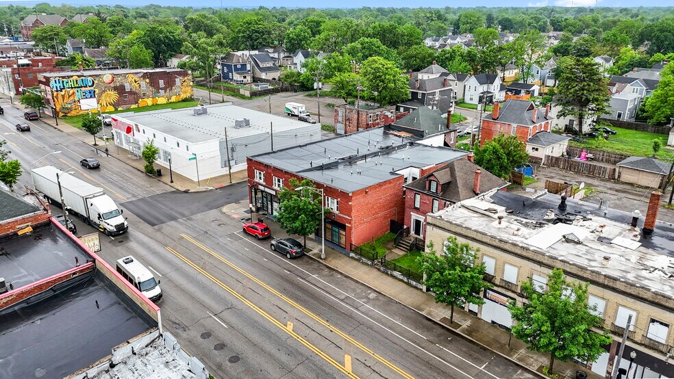 More Photos Of 2403-2409 W Broad St, Columbus Storefront Retail Residential For Sale