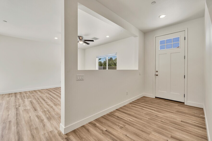 More Photos Of 33912 Whispering Palms Trail, Cathedral City Apartments For Sale