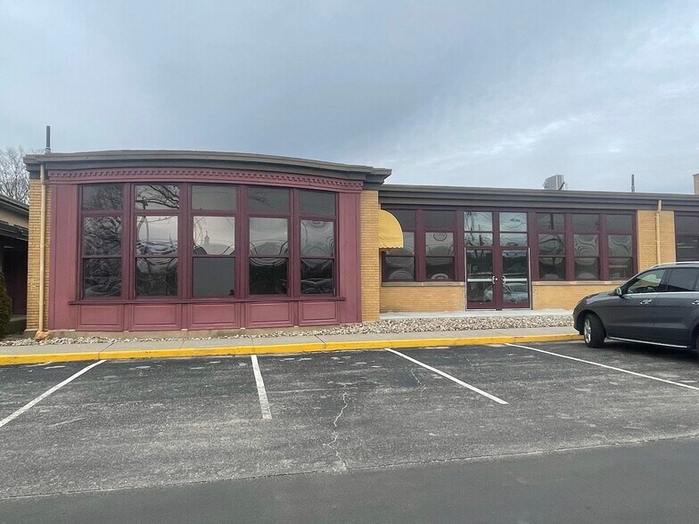 More Photos Of 740 Colonel Ledyard Hwy, Ledyard Storefront For Lease