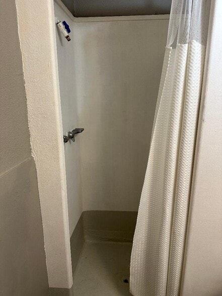 More Photos Of 7040 W 3rd St, Dayton Hospitality For Sale