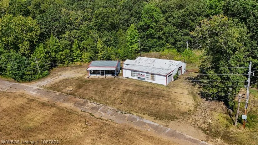 More Photos Of 10425 N Highway 71, Mountainburg Light Manufacturing For Sale