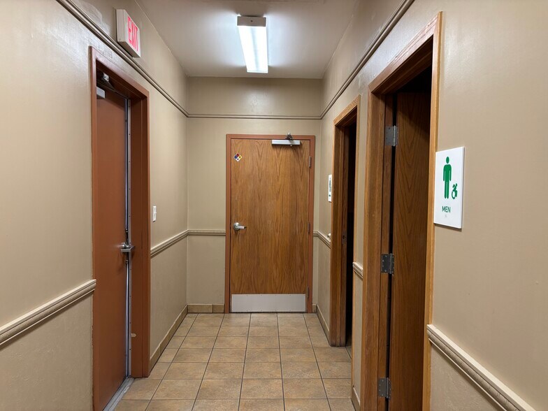 More Photos Of 1780 Shiloh Rd, Billings Storefront Retail Office For Lease