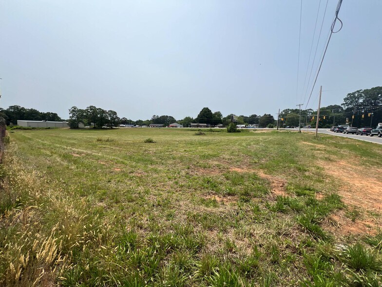 More Photos Of 0 N Cannon Blvd, Landis Land For Sale