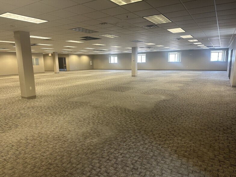 More Photos Of 400 S Sycamore Ave, Sioux Falls Office For Lease
