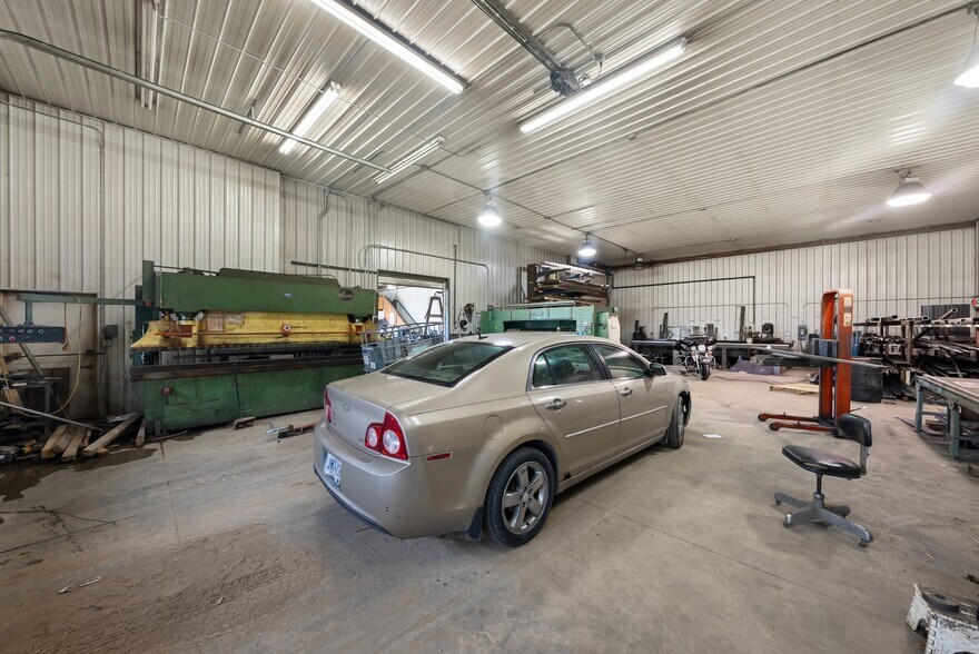 More Photos Of 364 S Warpole St, Upper Sandusky Industrial For Sale