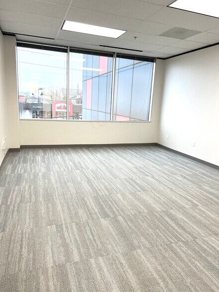 More Photos Of 3033 Chimney Rock Dr, Houston Office For Lease
