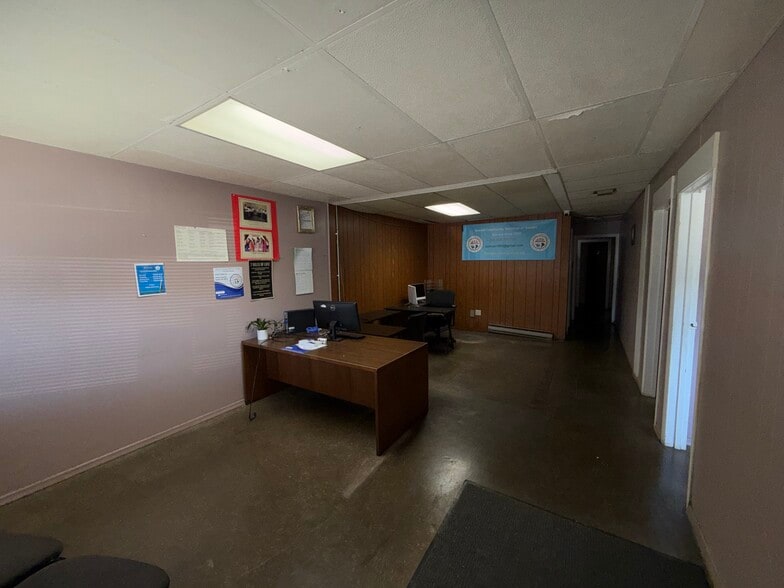 More Photos Of 8806-8810 Renton Ave, Seattle Flex For Lease