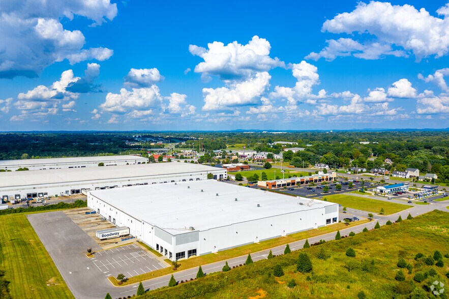 More Photos Of 1958-1962 Almaville Rd, Smyrna Distribution For Lease