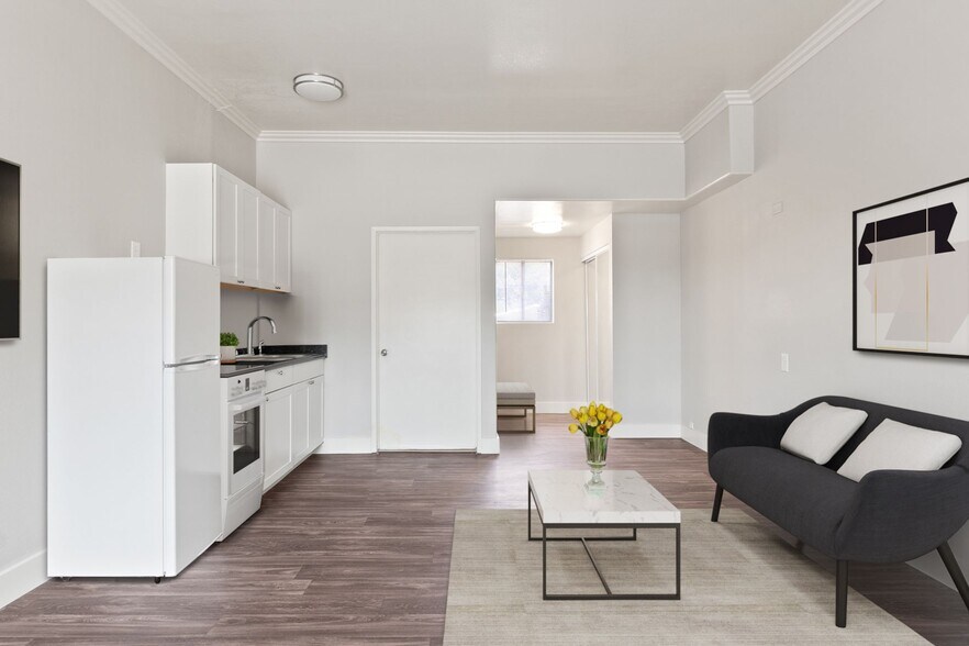 More Photos Of 330 Mar Vista Dr, Vista Apartments For Sale