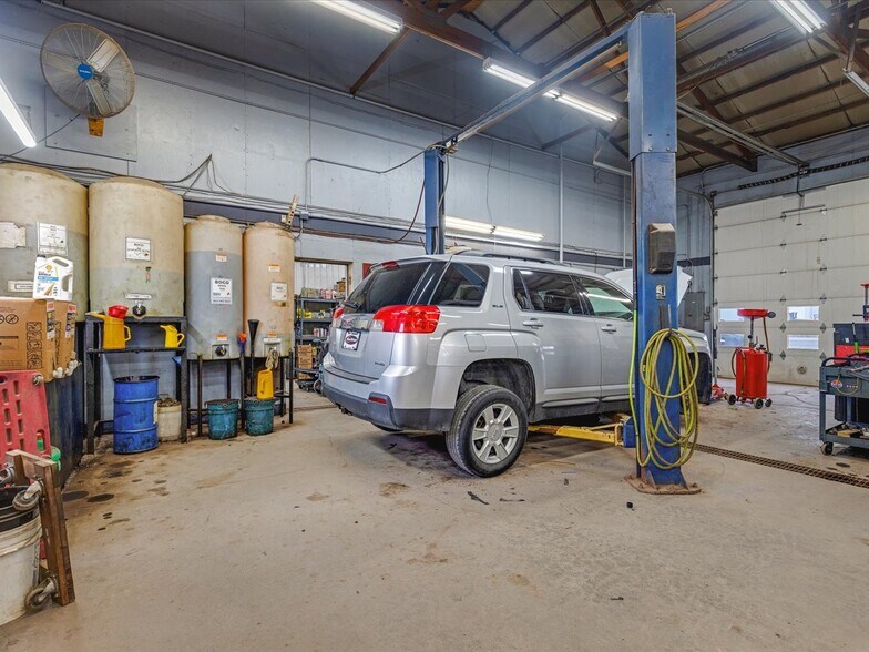 More Photos Of 4554 Il Route 173, Poplar Grove General Retail For Sale