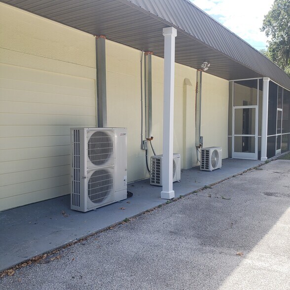 More Photos Of 3002 N Wilder Rd, Plant City Convenience Store For Sale