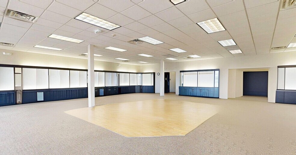 More Photos Of 2001-2043 E Fowler Ave, Tampa General Retail For Lease