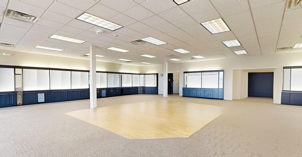 More Photos Of 2001 E Fowler Ave, Tampa Unknown For Lease