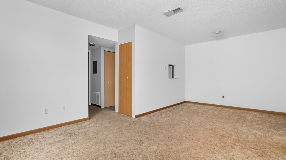 More Photos Of 23195 Shannon Ln, Summersville Apartments For Sale