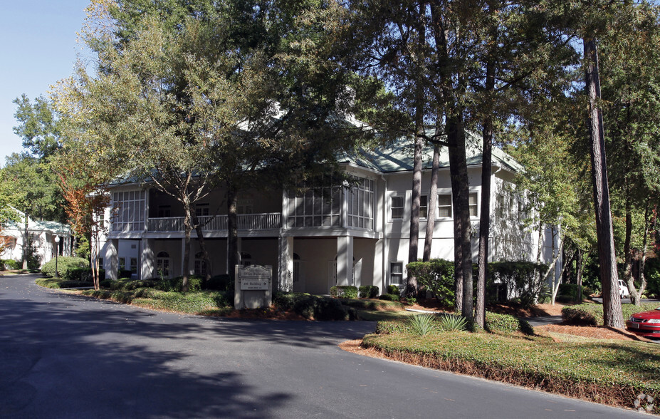 Primary Photo Of 400 Main St, Hilton Head Office For Lease