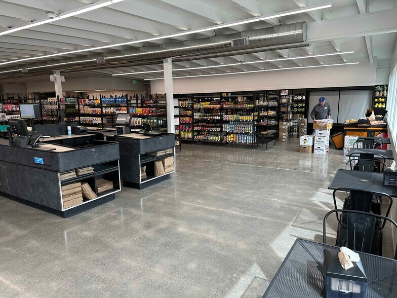 More Photos Of 13400 S Highway 101, Hopland Freestanding For Sale