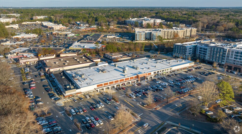 More Photos Of 73-111 S Elliott Rd, Chapel Hill Storefront For Lease