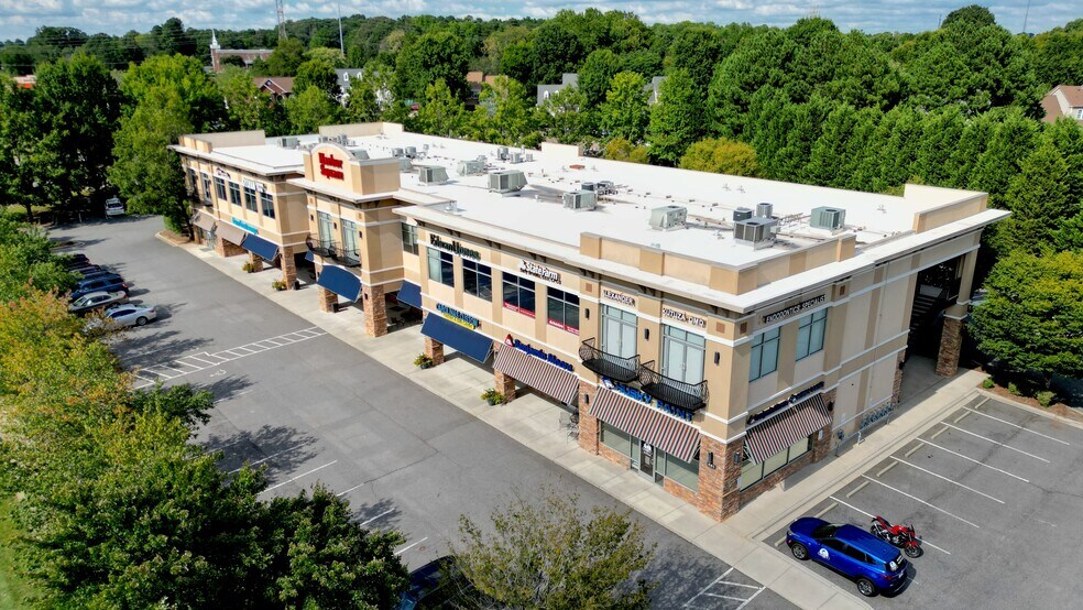 More Photos Of 491 Williamson Rd, Mooresville Unknown For Lease