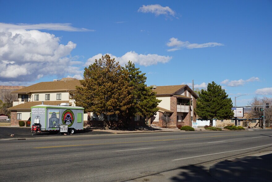 More Photos Of 3198 Patterson Rd, Grand Junction Medical For Sale
