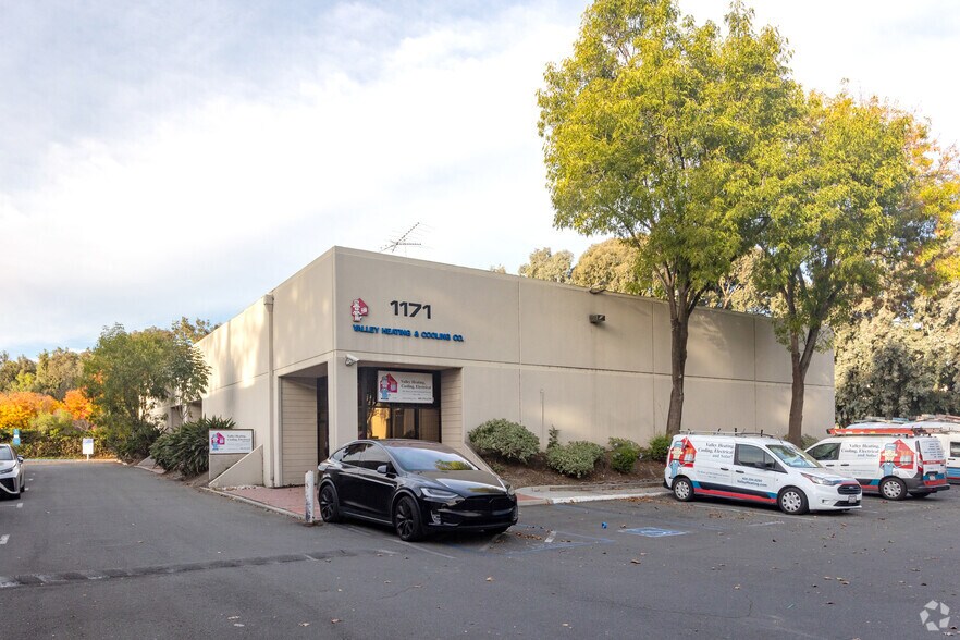 Primary Photo Of 1171 N 4th St, San Jose Light Manufacturing For Lease