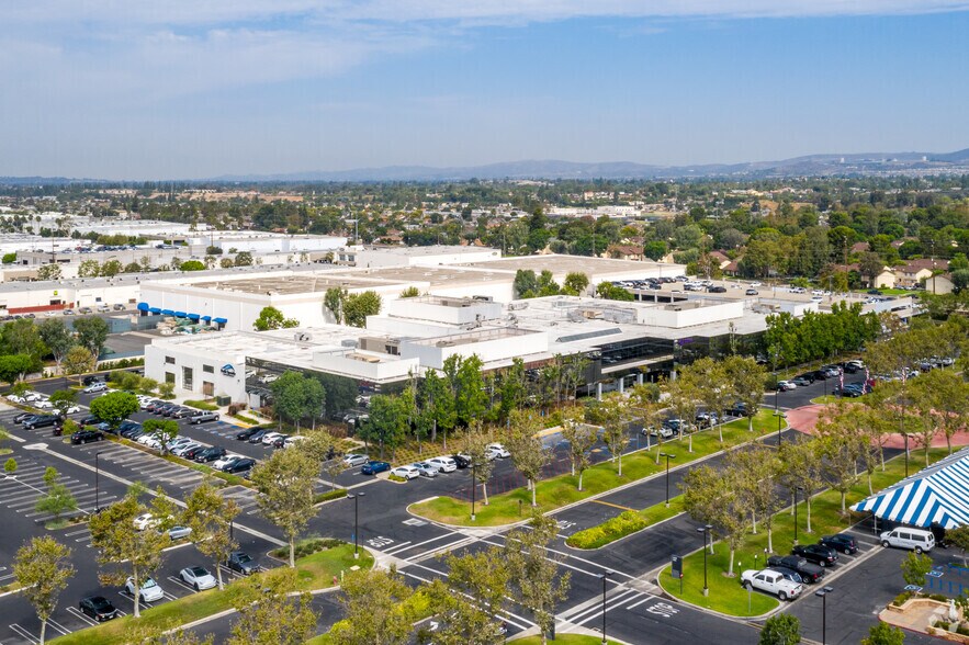 More Photos Of 5515 E La Palma Ave, Anaheim Office For Lease