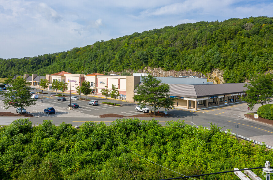 Primary Photo Of 200 New Hartford Rd, Winsted Storefront For Lease