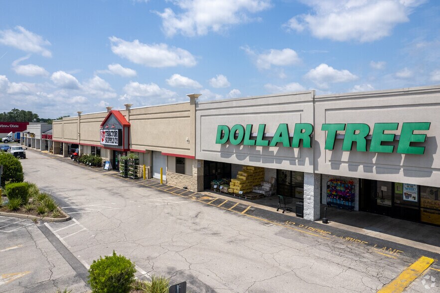 More Photos Of 1160-1186 6th St, Macclenny Unknown For Lease