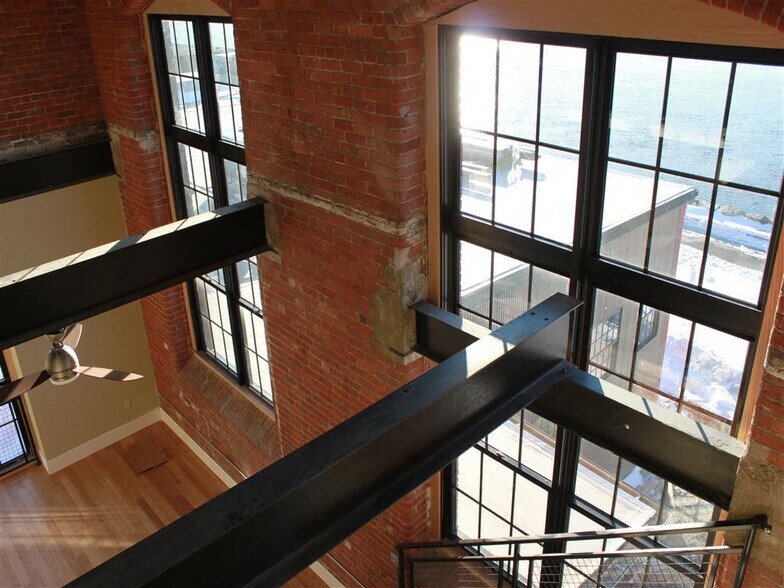 More Photos Of 99 Main St, Warren Apartments For Lease