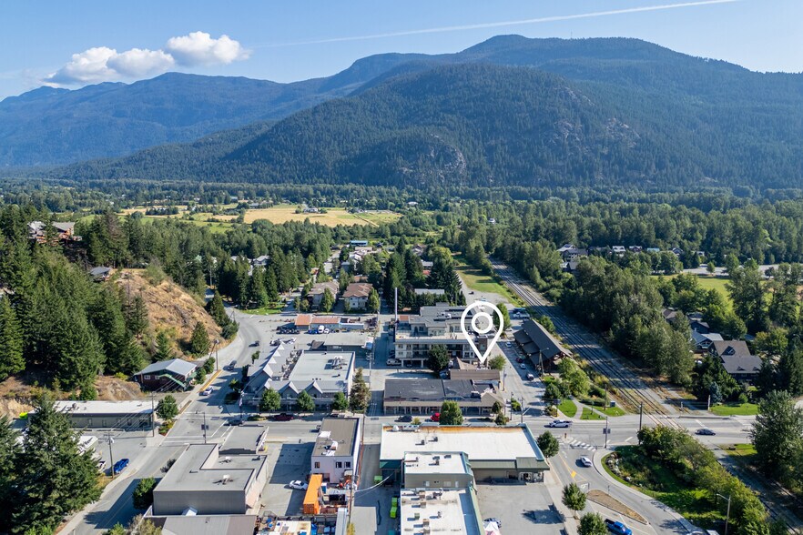 More Photos Of 7439 Frontier St, Pemberton Restaurant For Sale