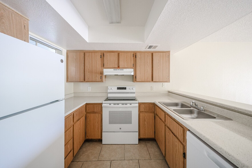 More Photos Of 5343 E Taylor St, Phoenix Apartments For Sale