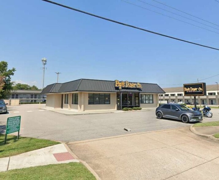 Primary Photo Of 5720 Northampton Blvd, Virginia Beach Restaurant For Lease