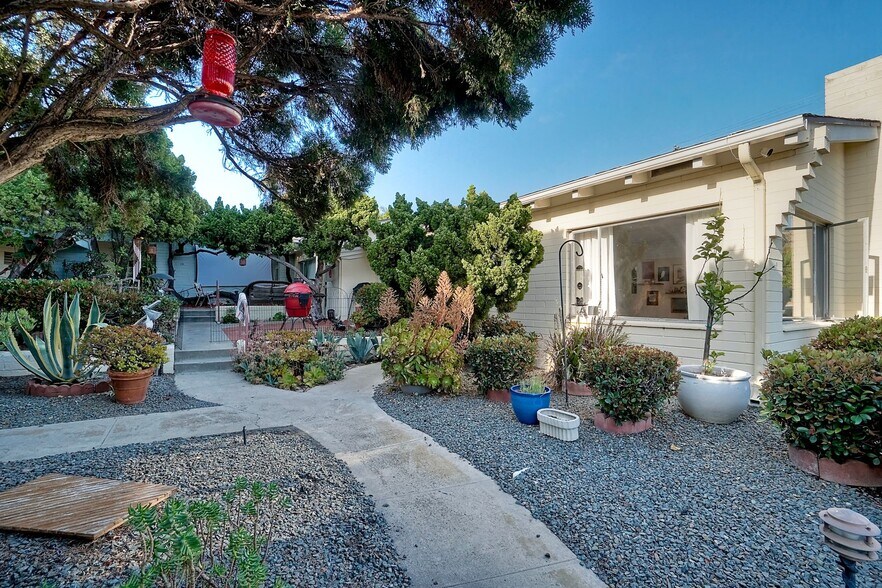 More Photos Of 428-438 Rosemont St, La Jolla Apartments For Sale