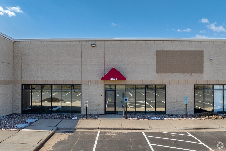 More Photos Of 2536 Alpine Rd, Eau Claire Showroom For Lease