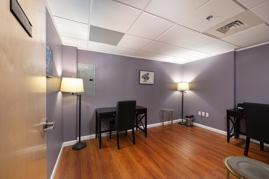 More Photos Of 1842 Beacon St, Brookline Medical For Sale