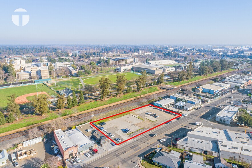 Primary Photo Of 6325 & 6329 Elvas Ave, Sacramento Land For Sale