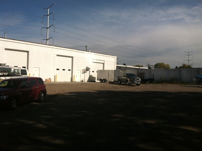 More Photos Of 1430 County Road C W, Roseville Warehouse For Sale