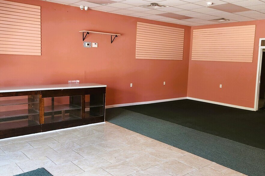 More Photos Of 106 MLKing Jr Blvd, Saint Stephen General Retail For Sale